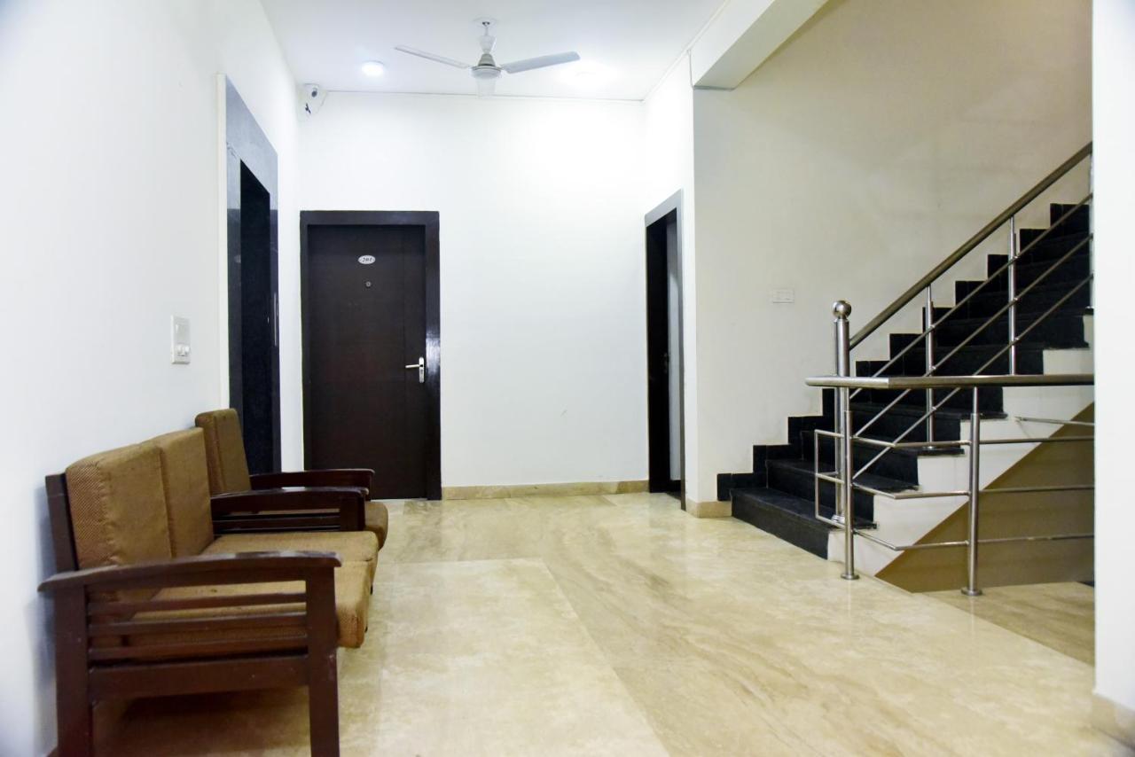Homefort Stays Near 32 Avenue And Udyog Vihar Gurgaon Exterior photo
